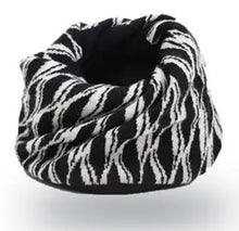 Load image into Gallery viewer, KnitWarm 多功能發熱帽 | 長者保暖 | HOHOLIFE好好生活