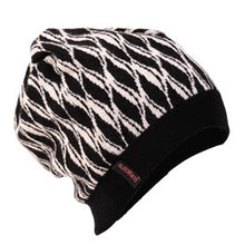 Load image into Gallery viewer, KnitWarm 多功能發熱帽 | 長者保暖 | HOHOLIFE好好生活
